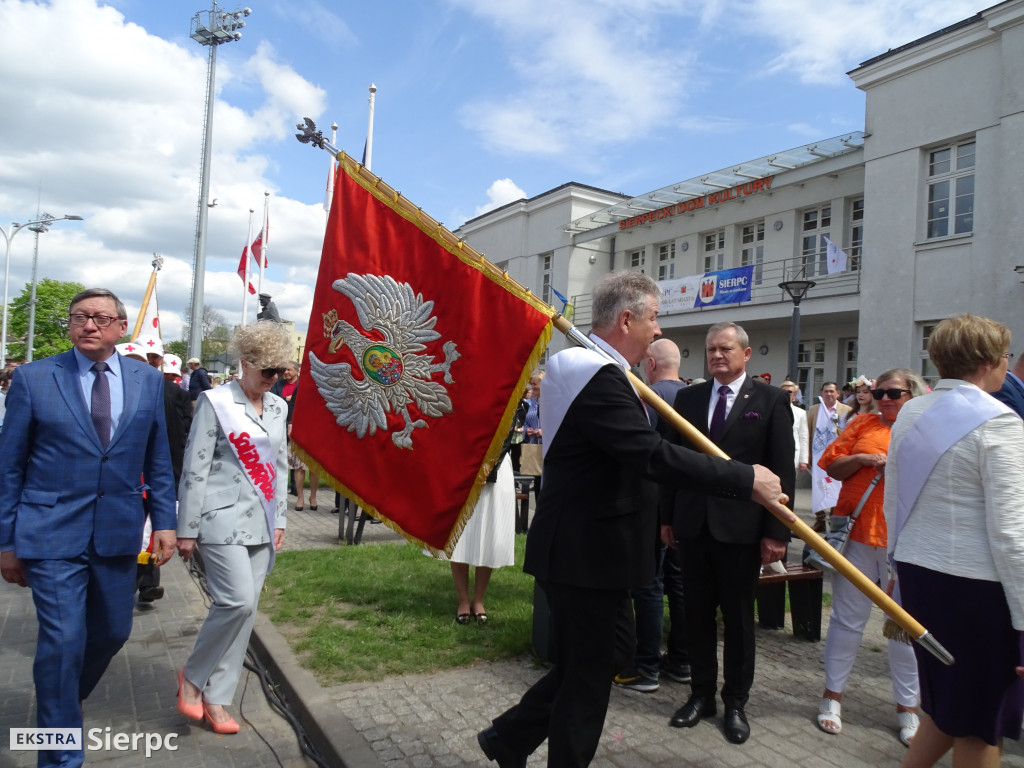 Korowód ulicami miasta