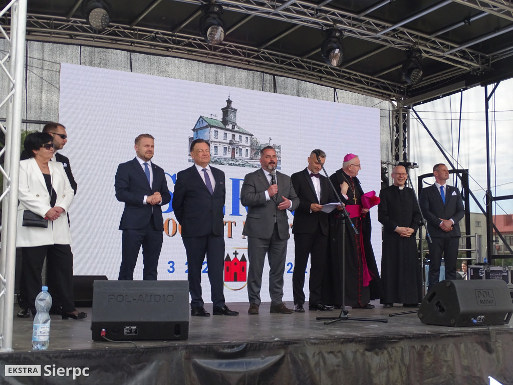 Korowód ulicami miasta