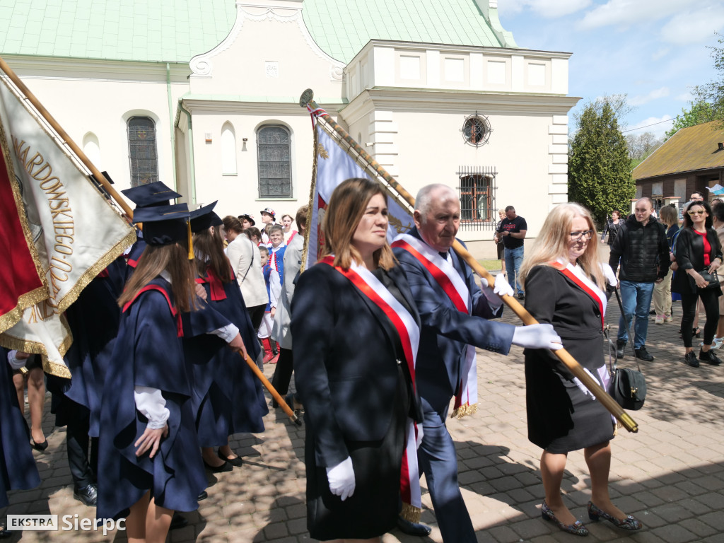 Korowód ulicami miasta