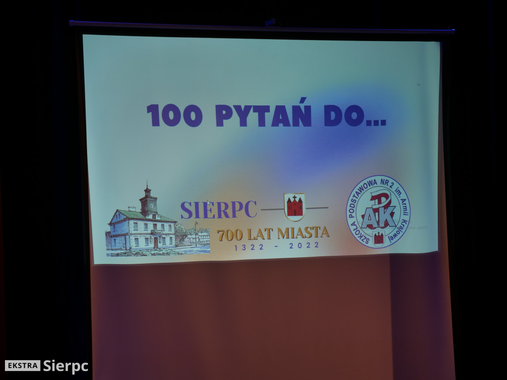 Turniej ,,100 pytań do...''