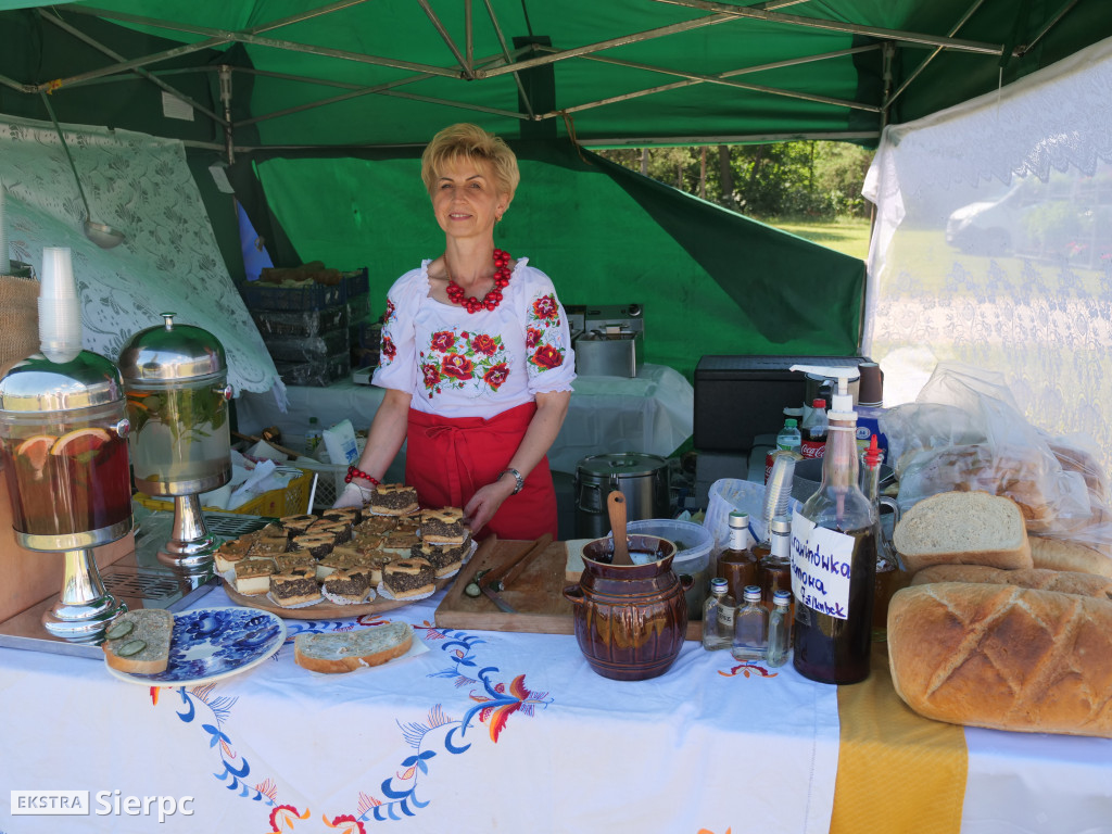 Miodobranie w skansenie