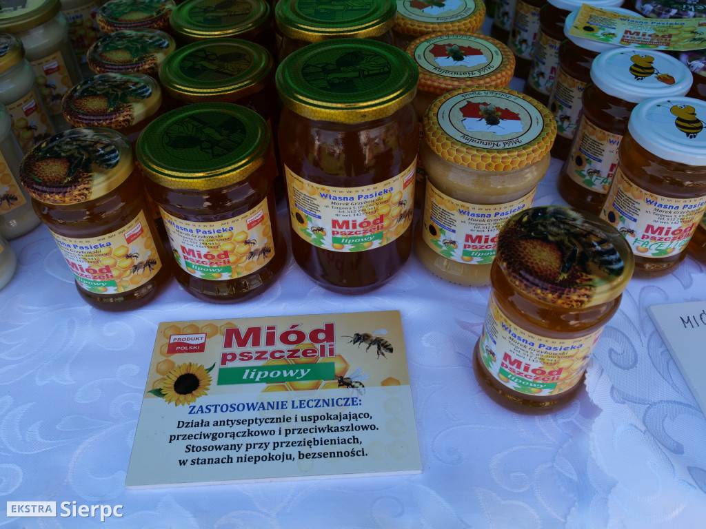 Miodobranie w skansenie