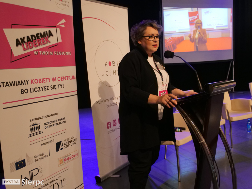 Regionalna Akademia Liderek Kobiet w Centrum