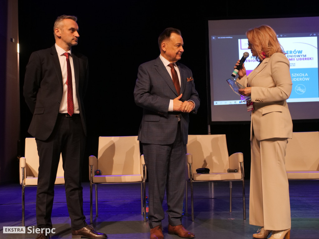 Regionalna Akademia Liderek Kobiet w Centrum