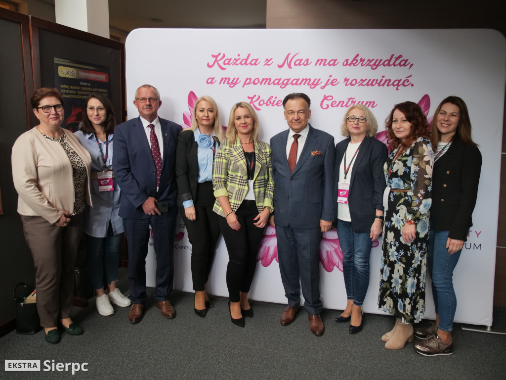 Regionalna Akademia Liderek Kobiet w Centrum