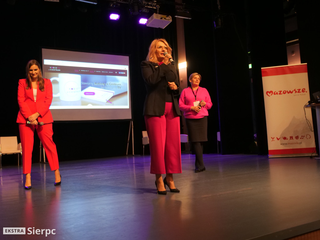 Regionalna Akademia Liderek Kobiet w Centrum