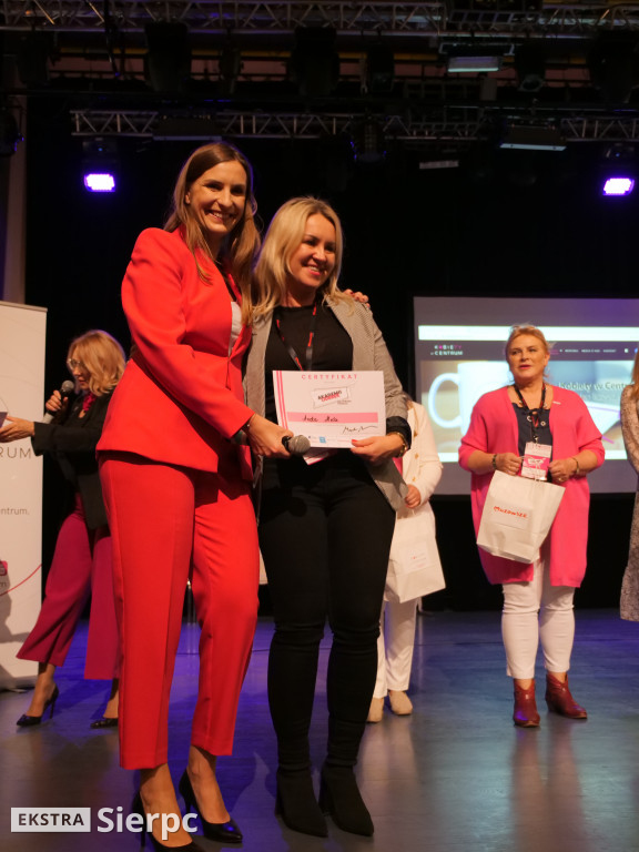 Regionalna Akademia Liderek Kobiet w Centrum