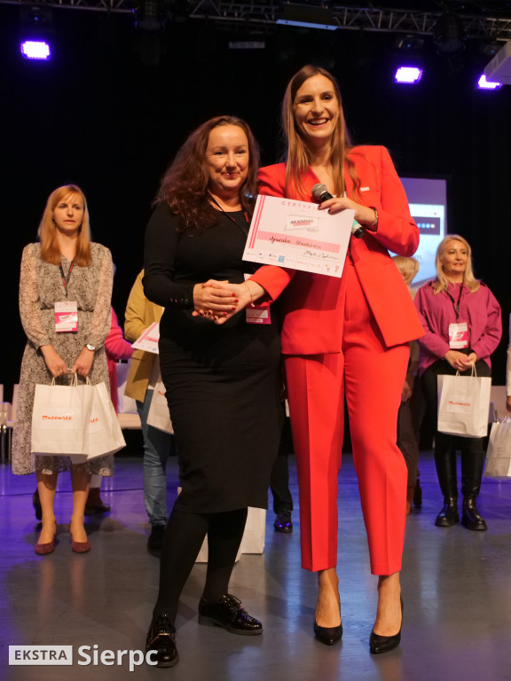 Regionalna Akademia Liderek Kobiet w Centrum