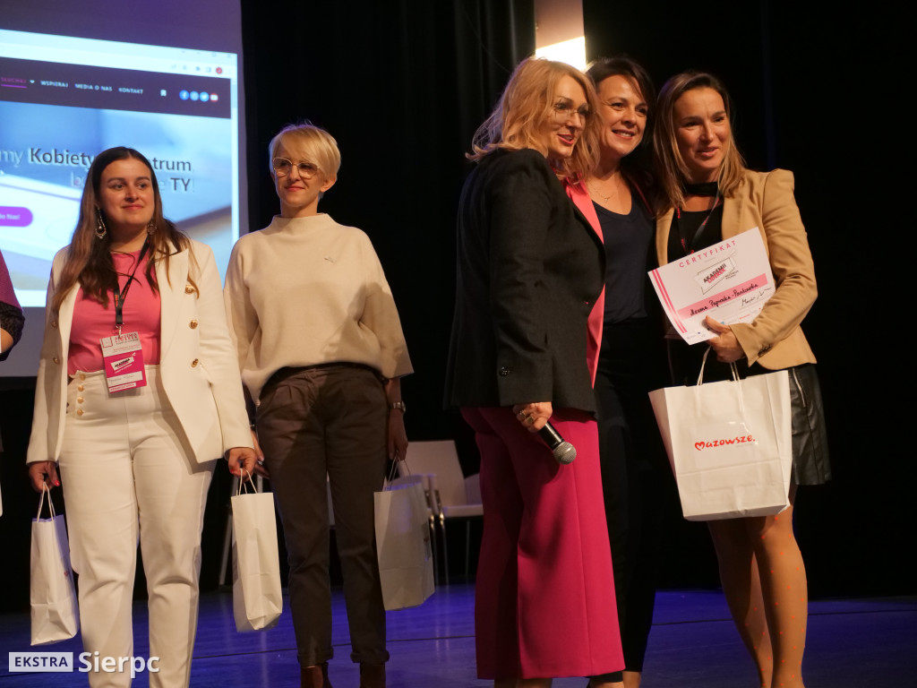 Regionalna Akademia Liderek Kobiet w Centrum