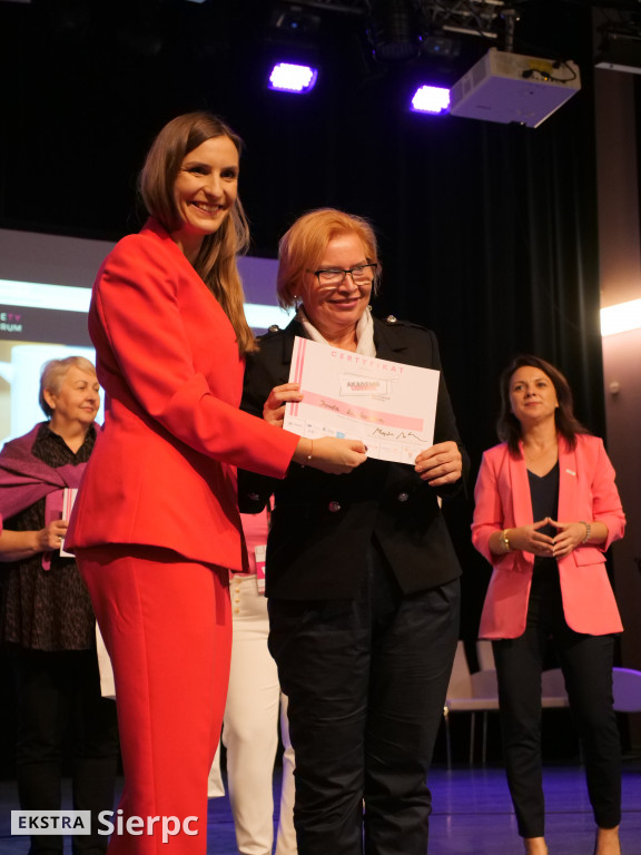Regionalna Akademia Liderek Kobiet w Centrum