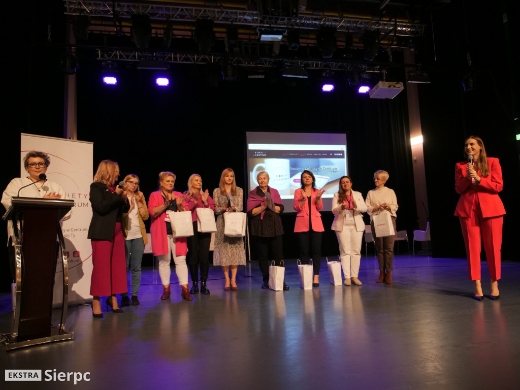 Regionalna Akademia Liderek Kobiet w Centrum