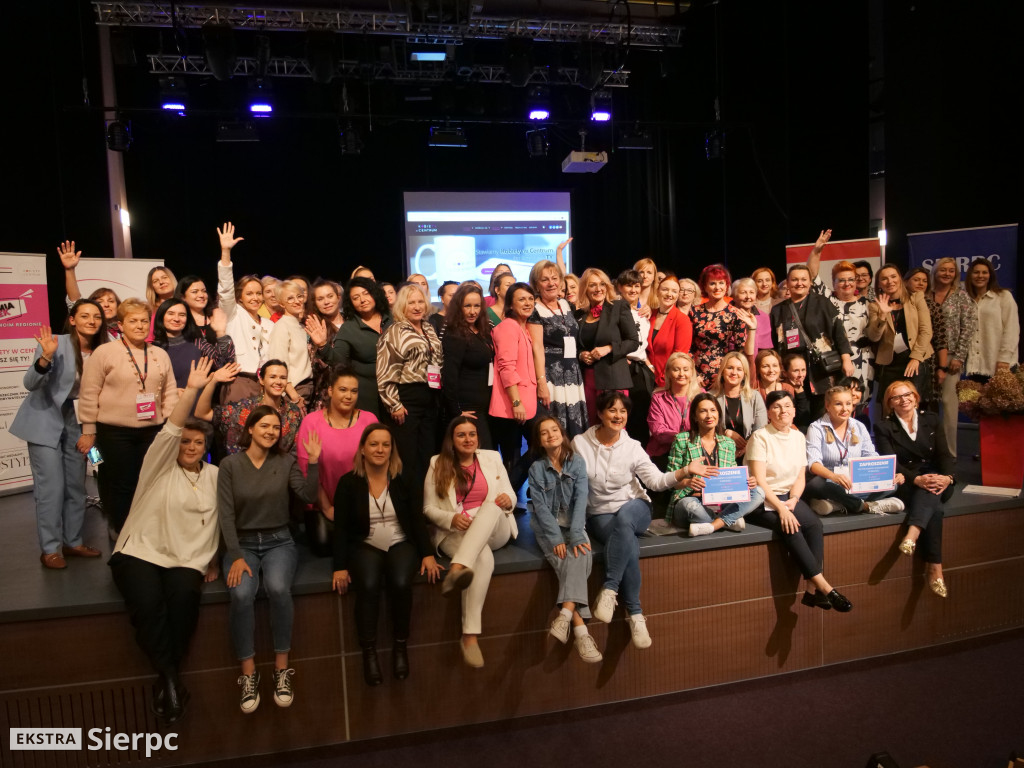 Regionalna Akademia Liderek Kobiet w Centrum