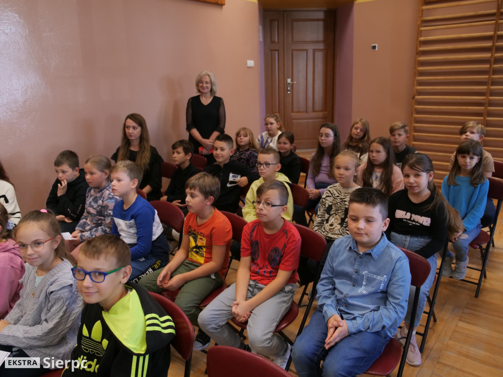 Spotkanie z poetą w Dwójce