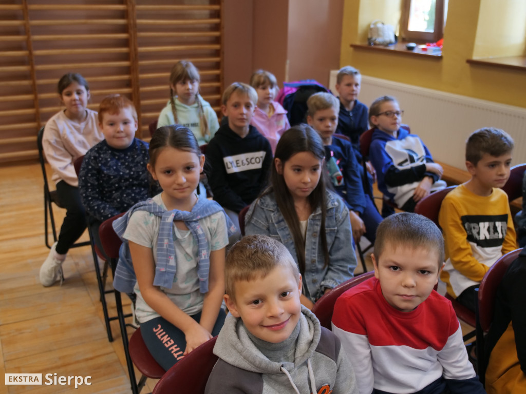 Spotkanie z poetą w Dwójce