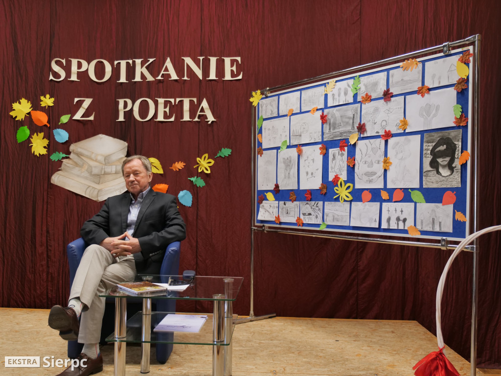 Spotkanie z poetą w Dwójce