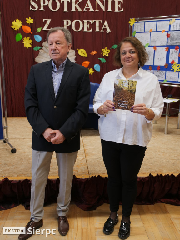 Spotkanie z poetą w Dwójce