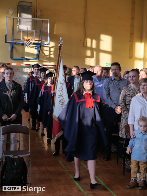 Ślubowanie pierwszoklasistów w Trójce