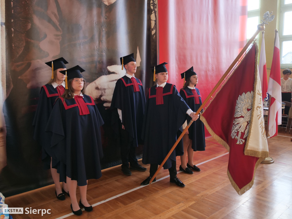 Ślubowanie pierwszoklasistów w Trójce
