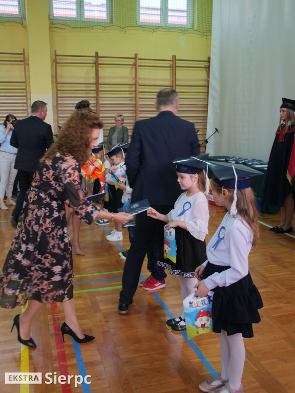 Ślubowanie pierwszoklasistów w Trójce