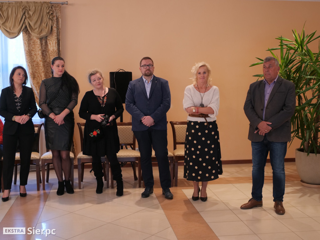 Wystawa prac młodzieży w skansenie