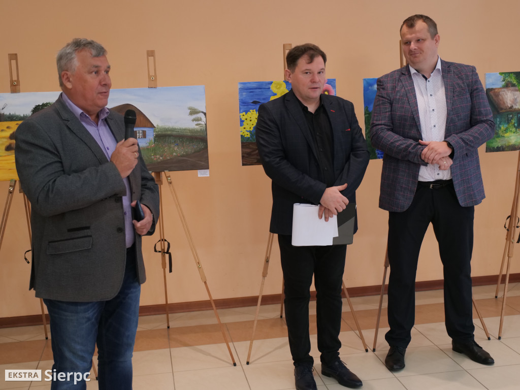 Wystawa prac młodzieży w skansenie