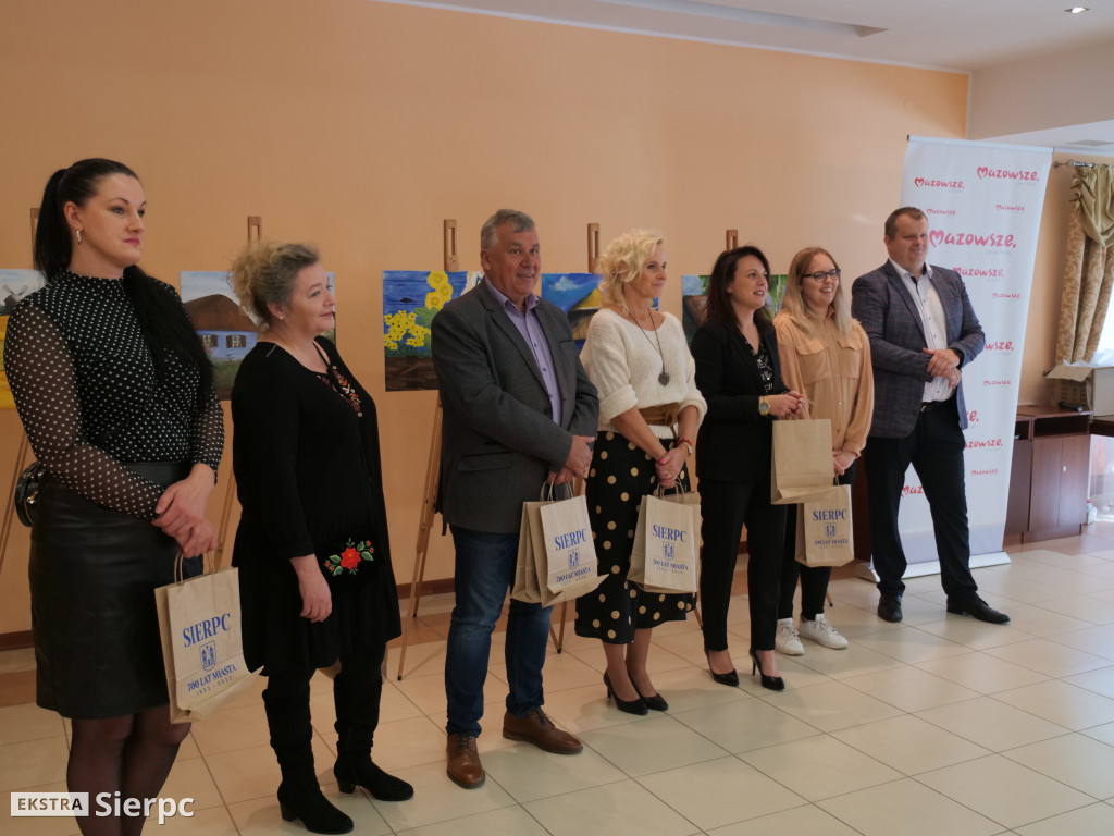 Wystawa prac młodzieży w skansenie