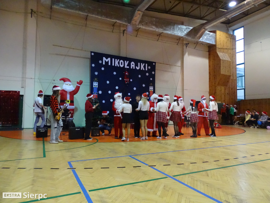 Międzynarodowe mikołajki w LO