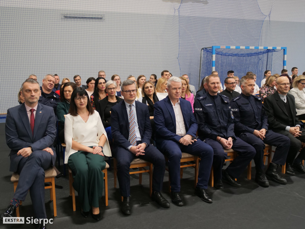 Promocja i ślubowanie klas policyjnych