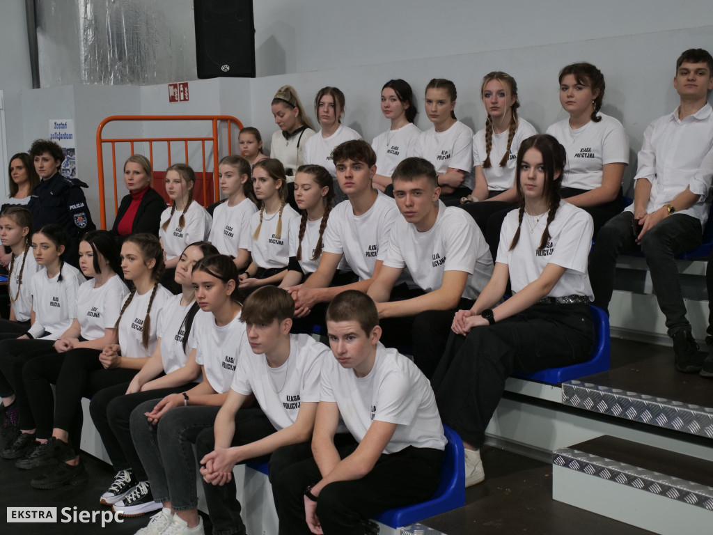Promocja i ślubowanie klas policyjnych