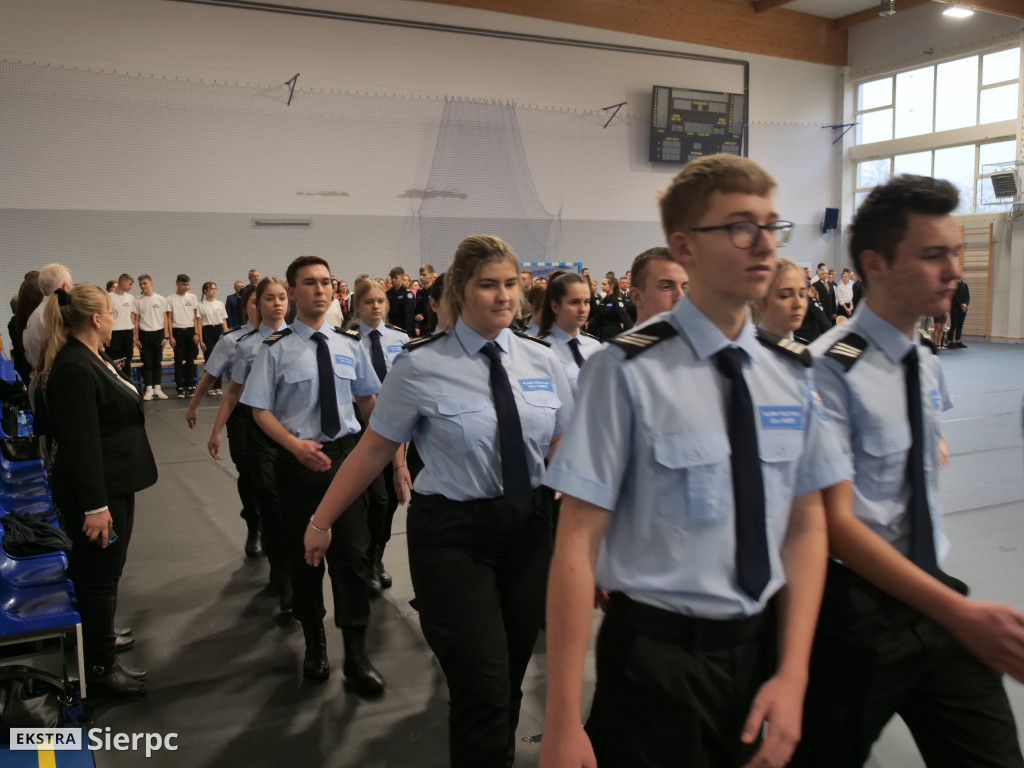 Promocja i ślubowanie klas policyjnych