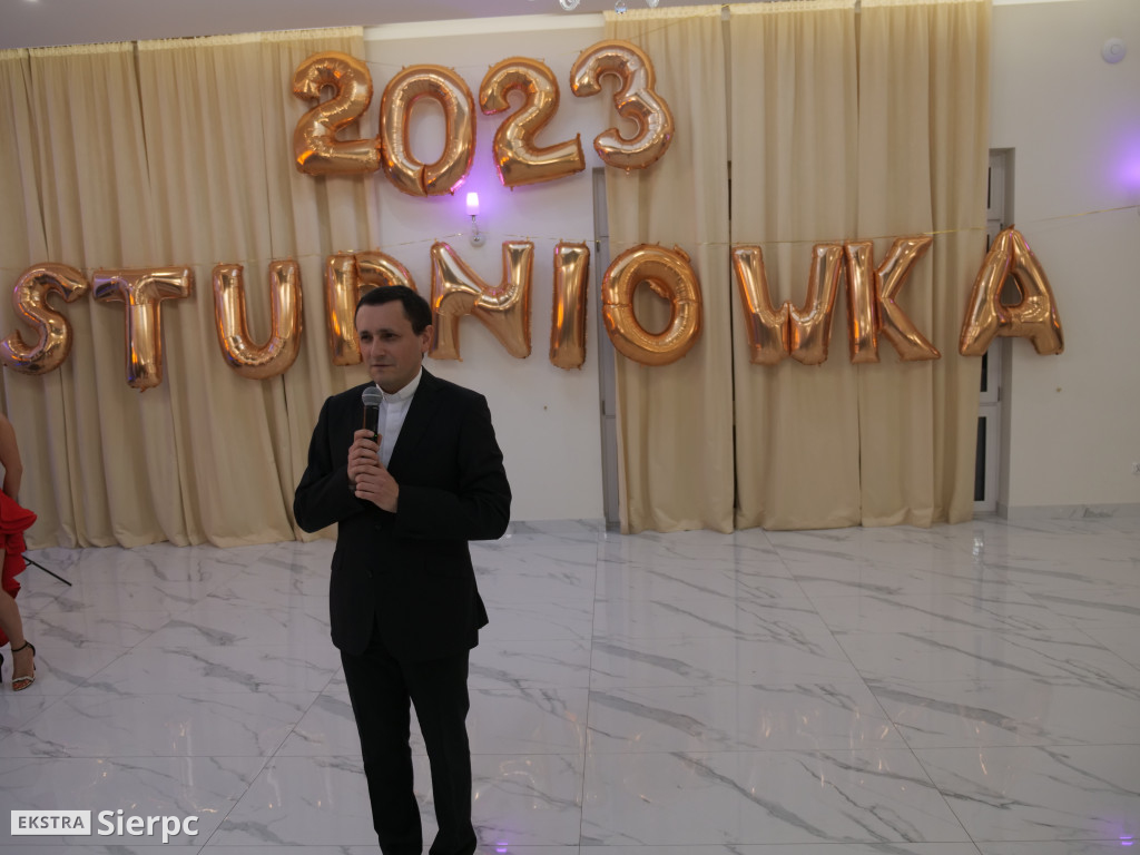 Studniówka w Leonium