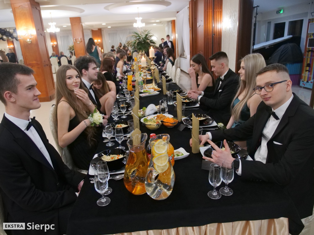 Studniówka w LO im. mjra H. Sucharskiego w Sierpcu
