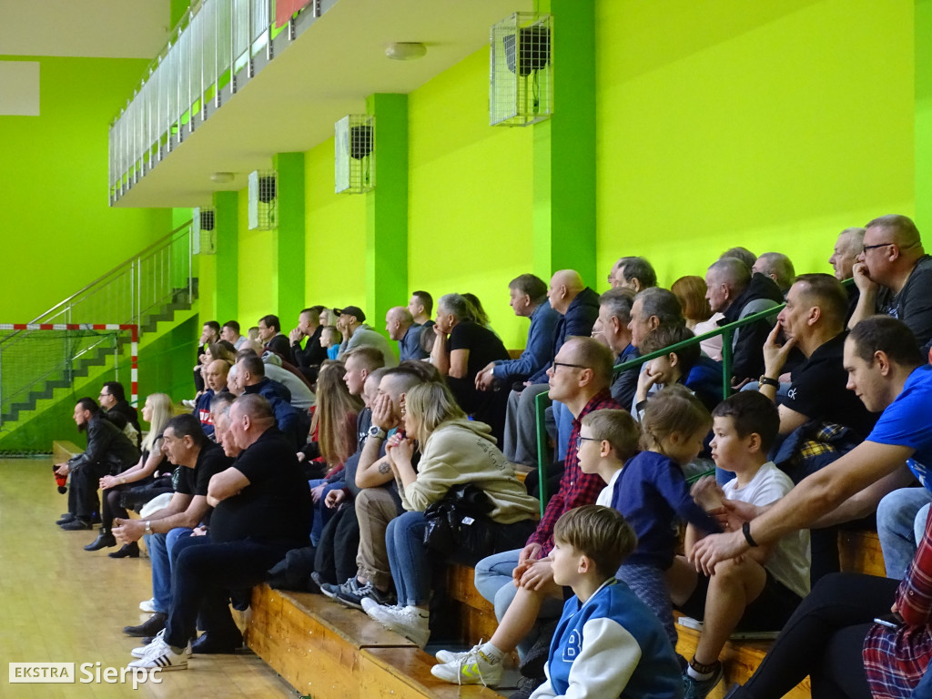 MKS Mazur Sierpc  - SPR Pabiks Impact  Pabianice