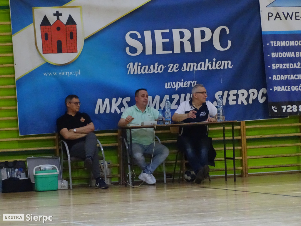 MKS Mazur Sierpc  - SPR Pabiks Impact  Pabianice