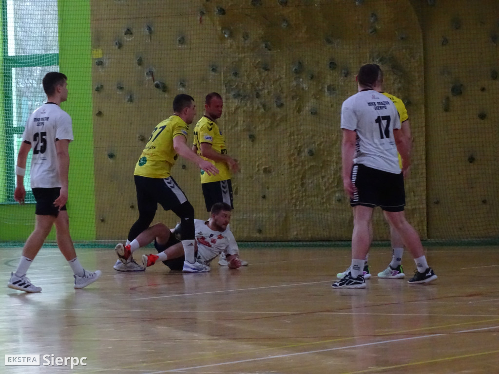 MKS Mazur Sierpc  - SPR Pabiks Impact  Pabianice
