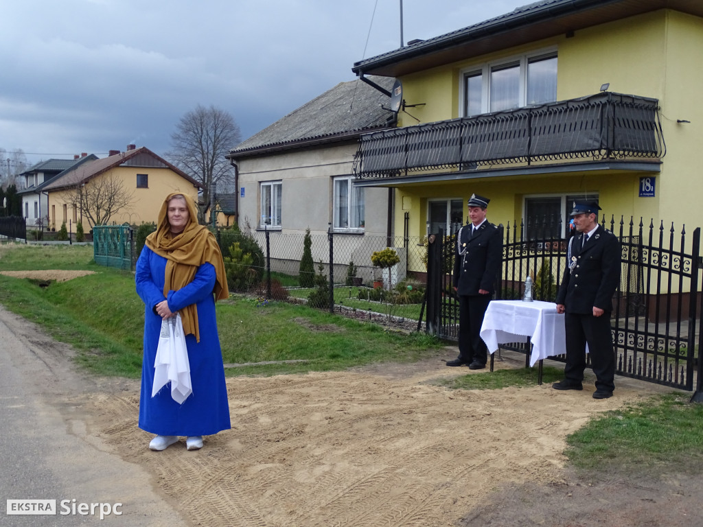Droga krzyżowa w Szczutowie