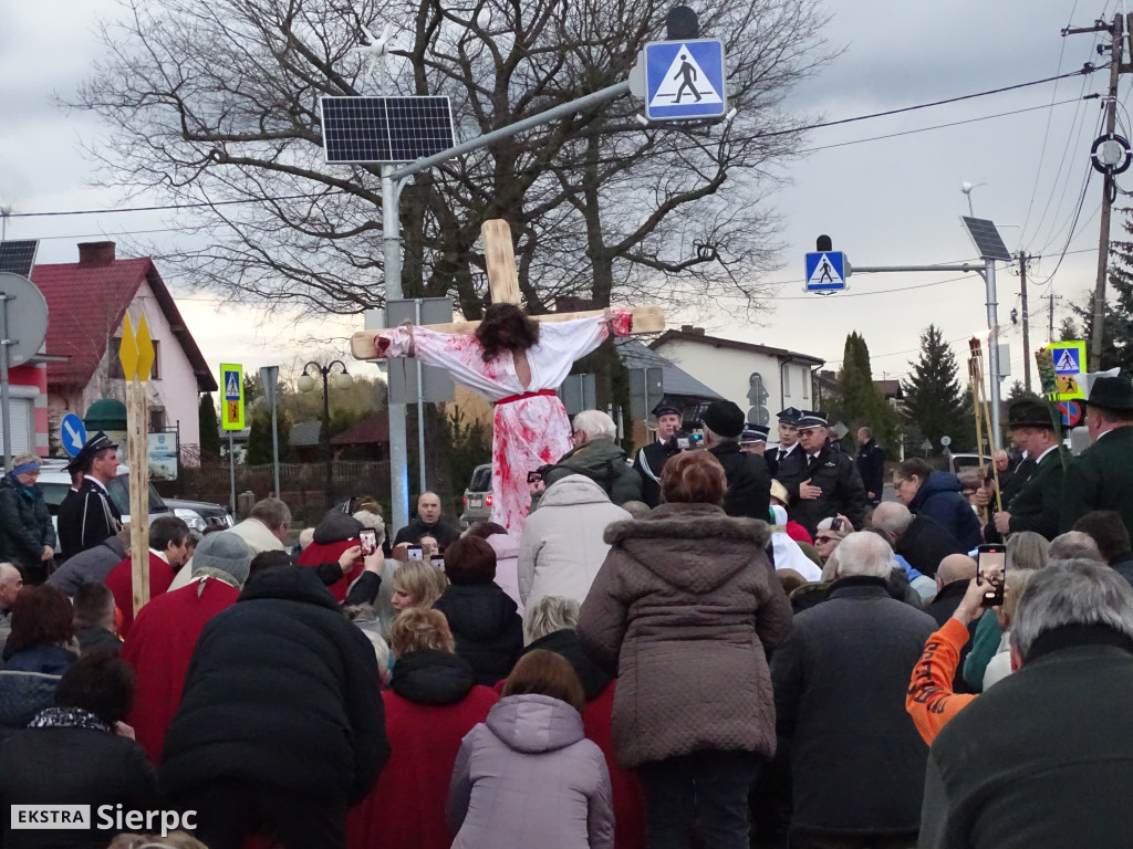 Droga krzyżowa w Szczutowie