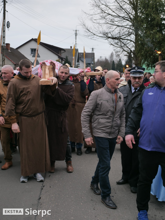 Droga krzyżowa w Szczutowie