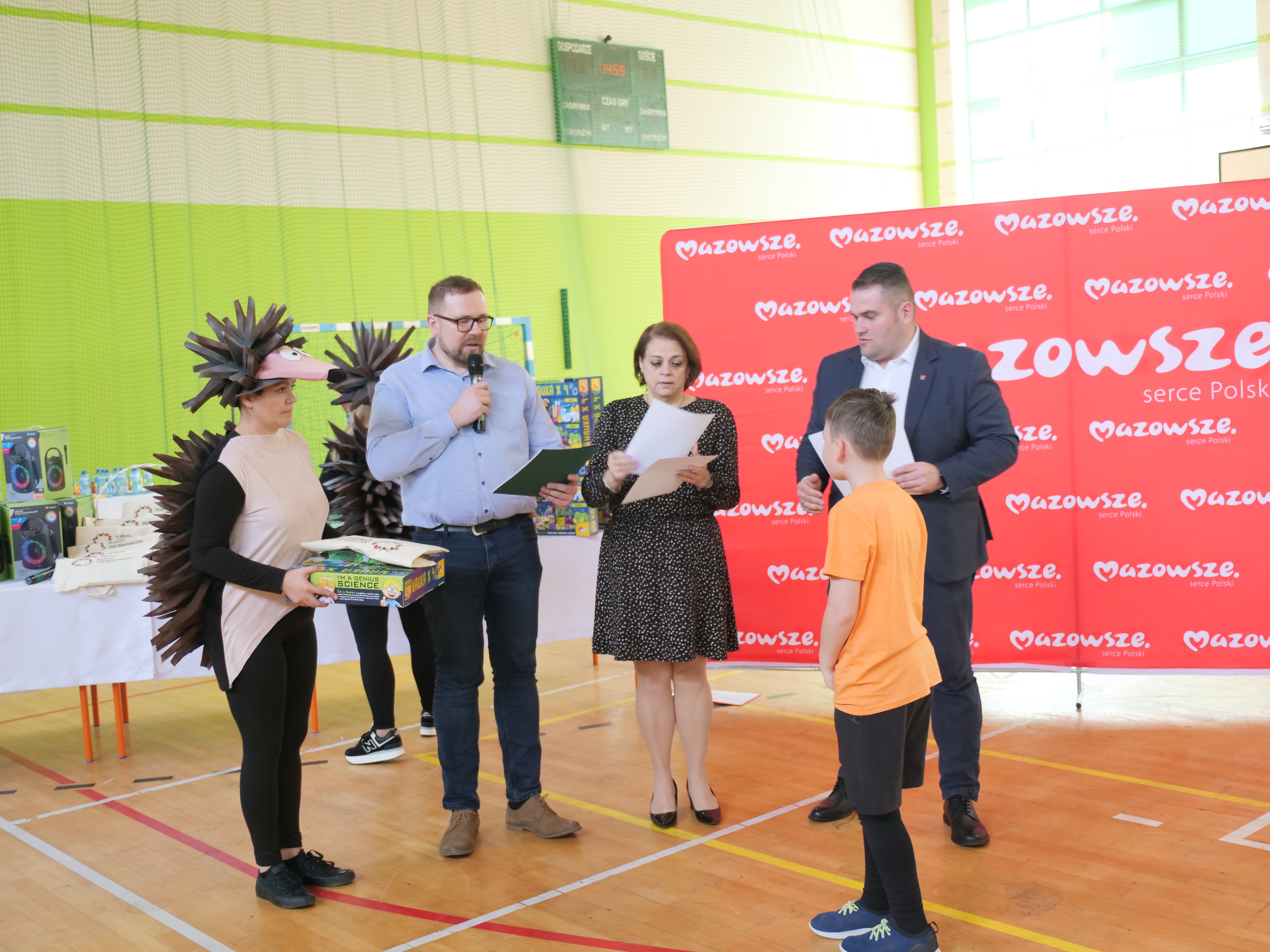 Jeż to bardzo ciekawy zwierz