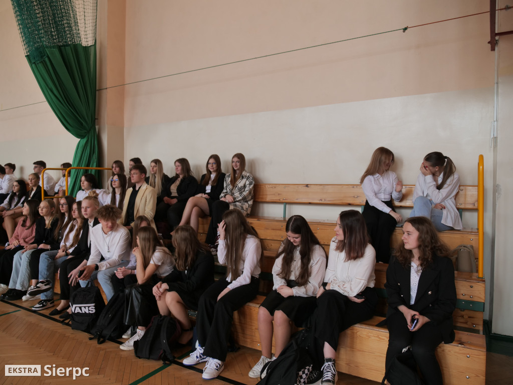 Zakończenie klas IV w LO w Sierpcu