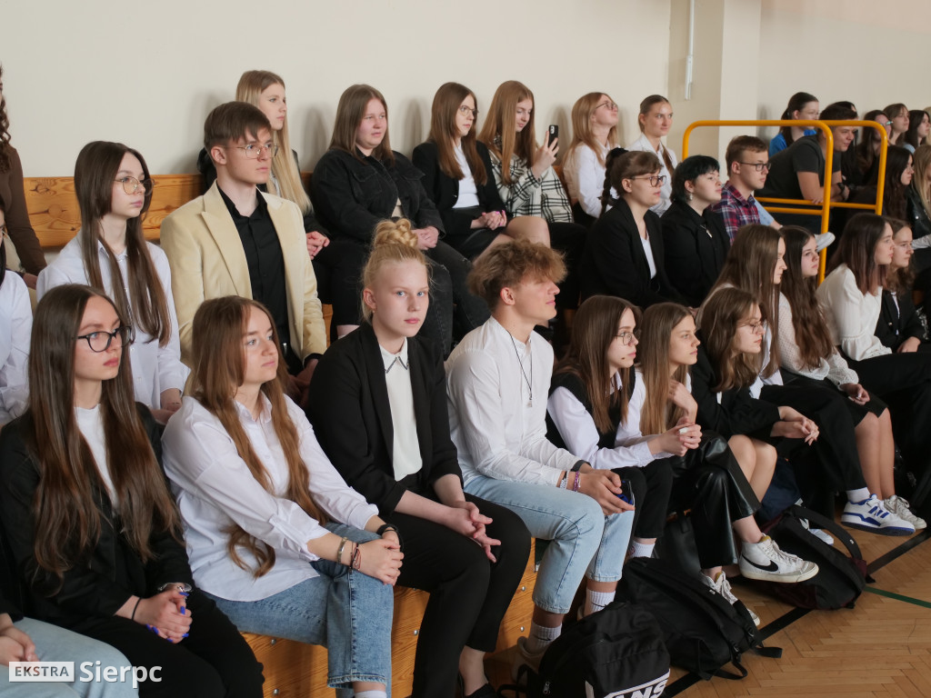 Zakończenie klas IV w LO w Sierpcu