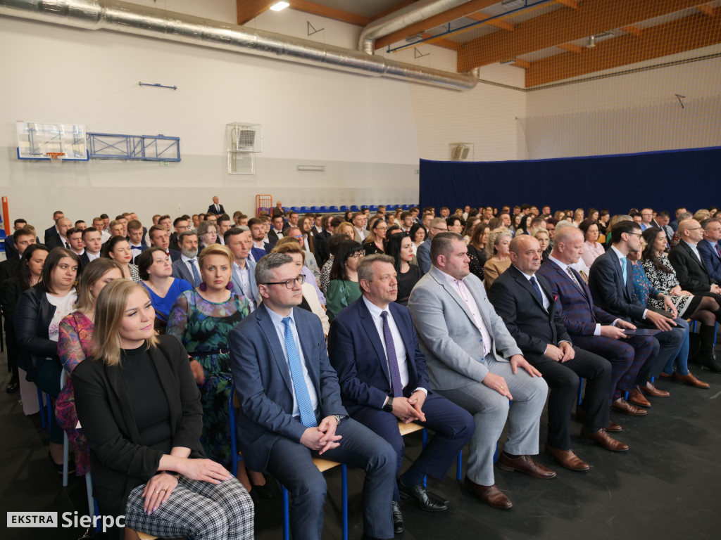 Zakończenie roku dla klas maturalnych w ZS nr 1
