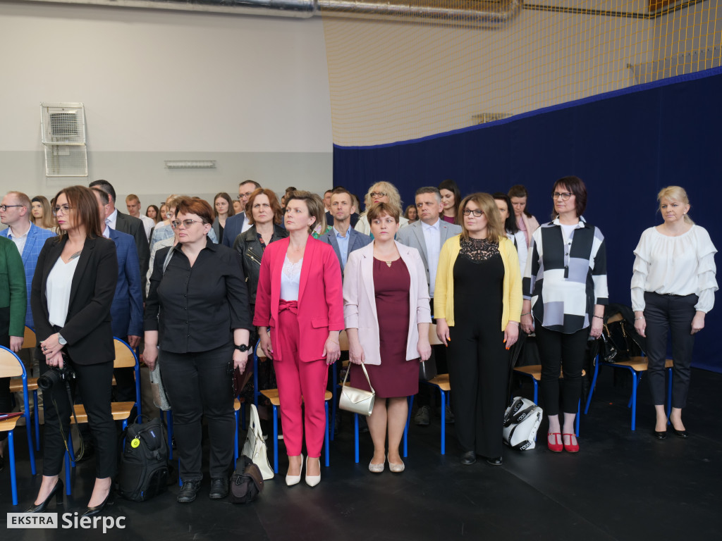 Zakończenie roku dla klas maturalnych w ZS nr 1