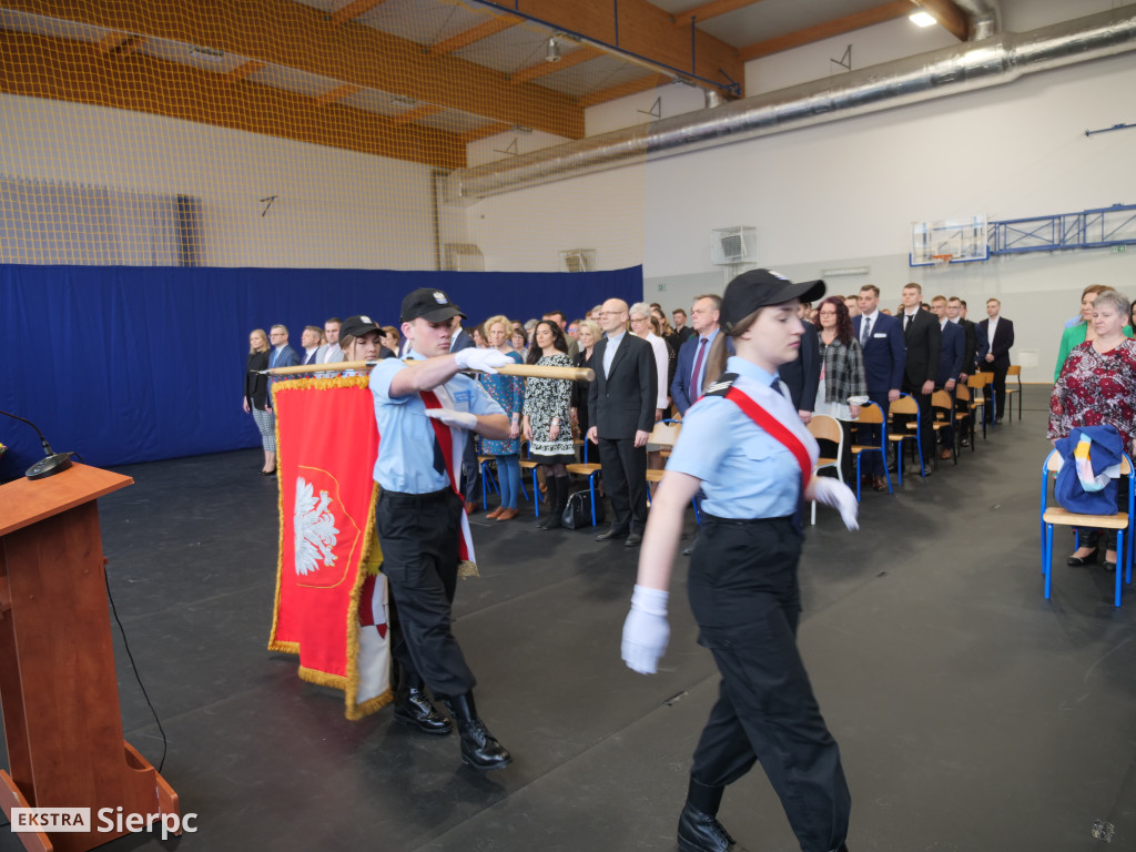 Zakończenie roku dla klas maturalnych w ZS nr 1
