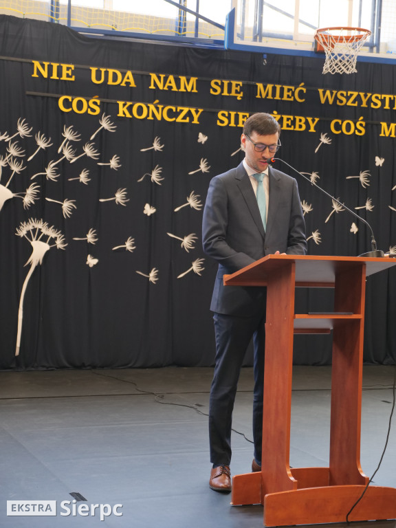 Zakończenie roku dla klas maturalnych w ZS nr 1