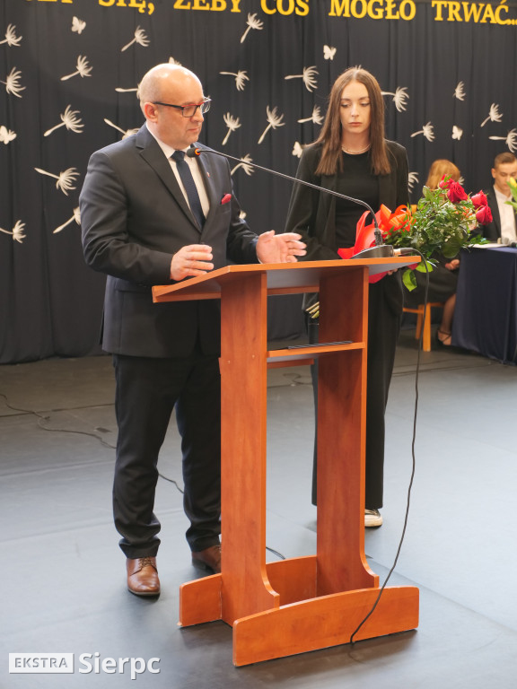 Zakończenie roku dla klas maturalnych w ZS nr 1