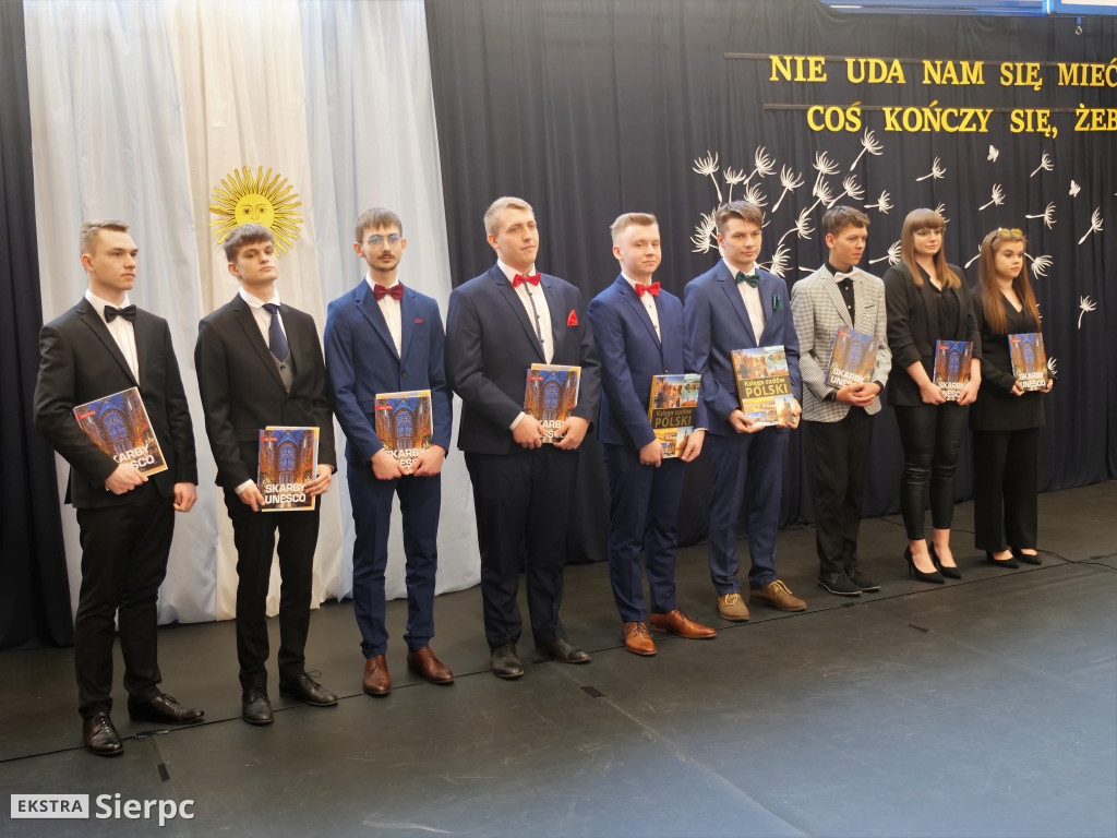 Zakończenie roku dla klas maturalnych w ZS nr 1