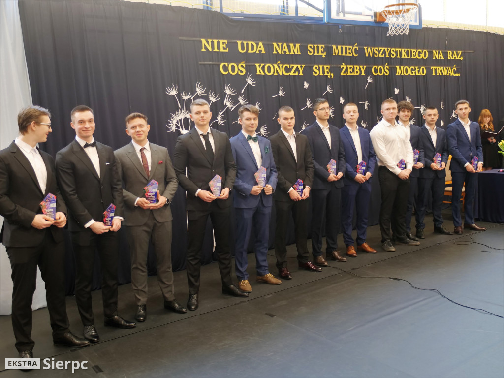Zakończenie roku dla klas maturalnych w ZS nr 1
