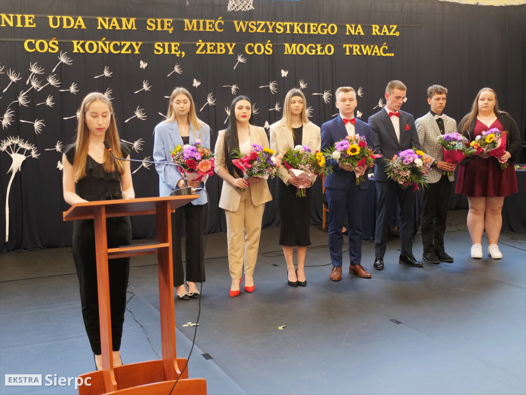 Zakończenie roku dla klas maturalnych w ZS nr 1