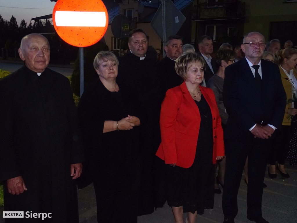 Zamyślenia rodaków w hołodzie Janowi Pawłowi II